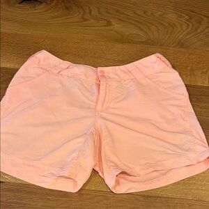PFG Colombia Womens Peach/ coral Shorts. Omni shade. Size M